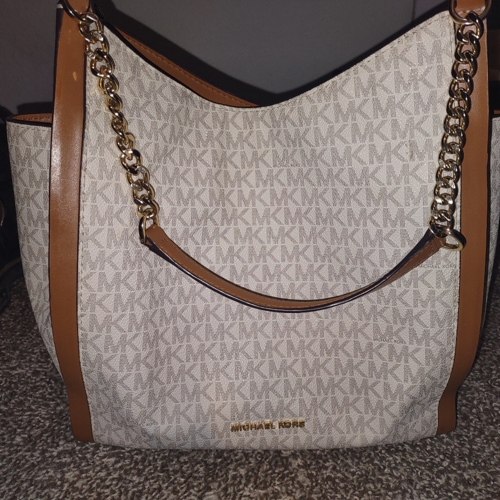 Michael Kors Purse and Wallet set